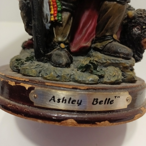 Ashley Belle Native American Warrior Statue - Picture 6 of 10